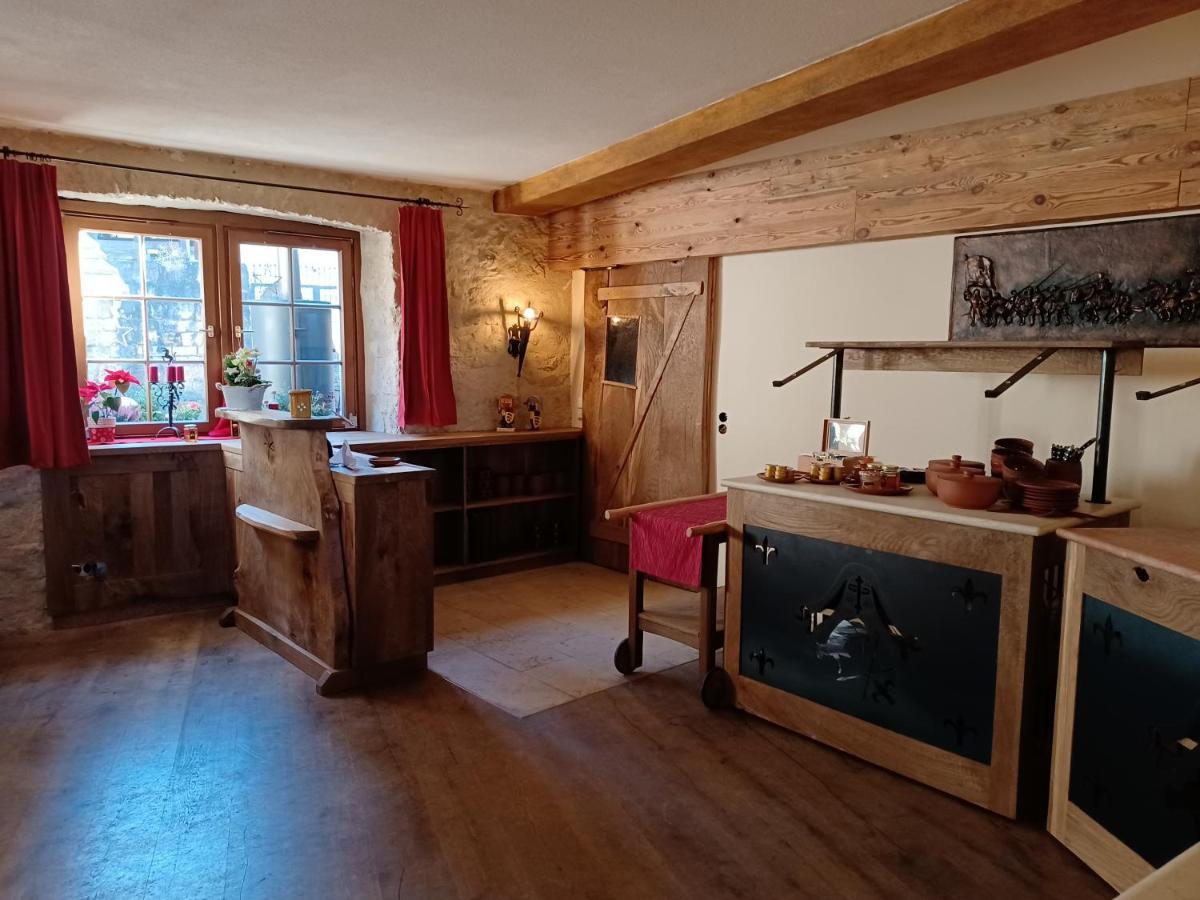Burg Katzenstein Hotel Katzenstein  Kültér fotó